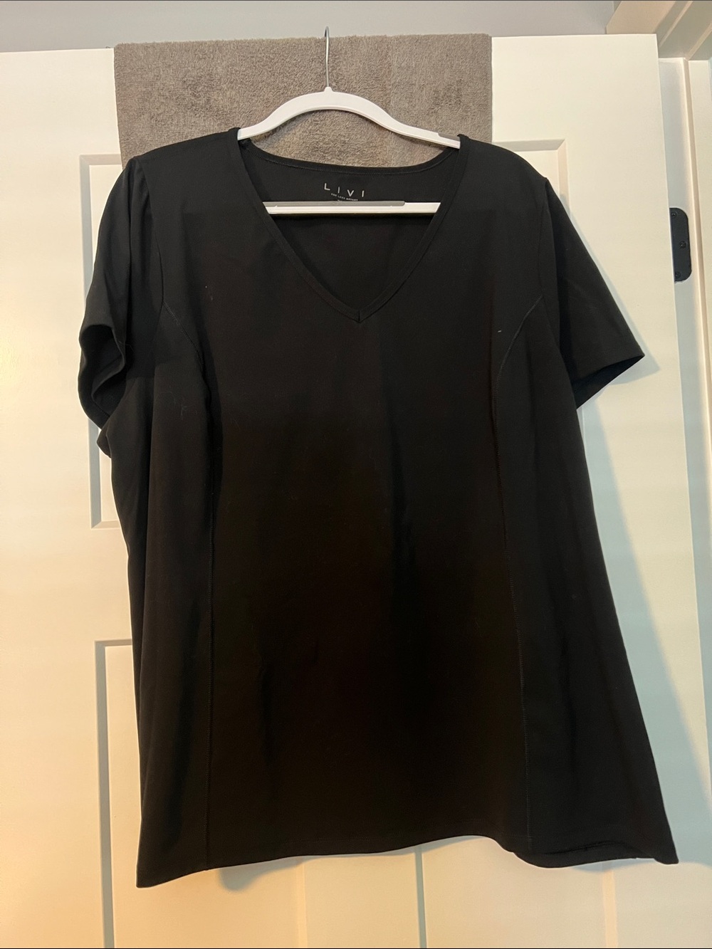 5 V-Neck Short Sleeve Tees